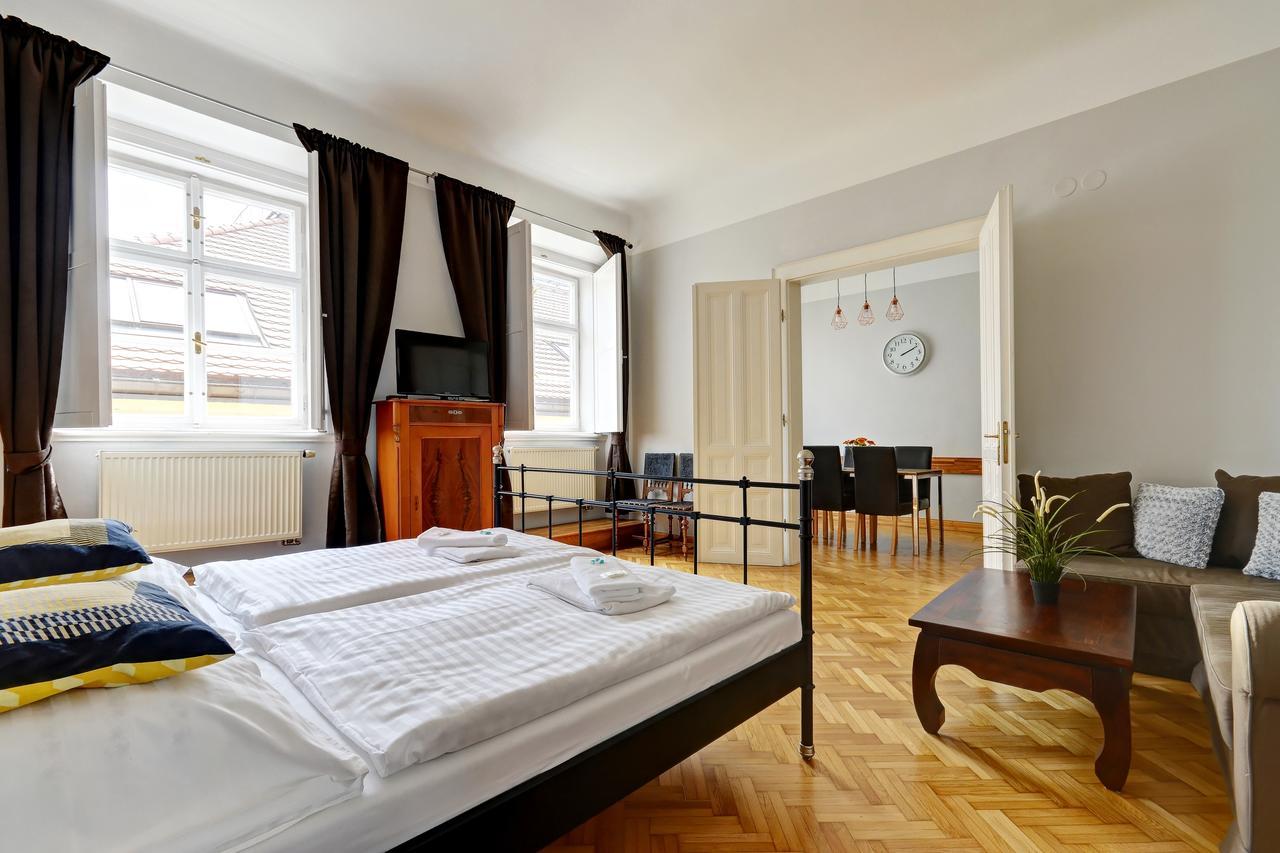 Historic Centre Apartments IV Praga Zewnętrze zdjęcie
